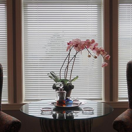 The Beacon Inn At Сидней Экстерьер фото